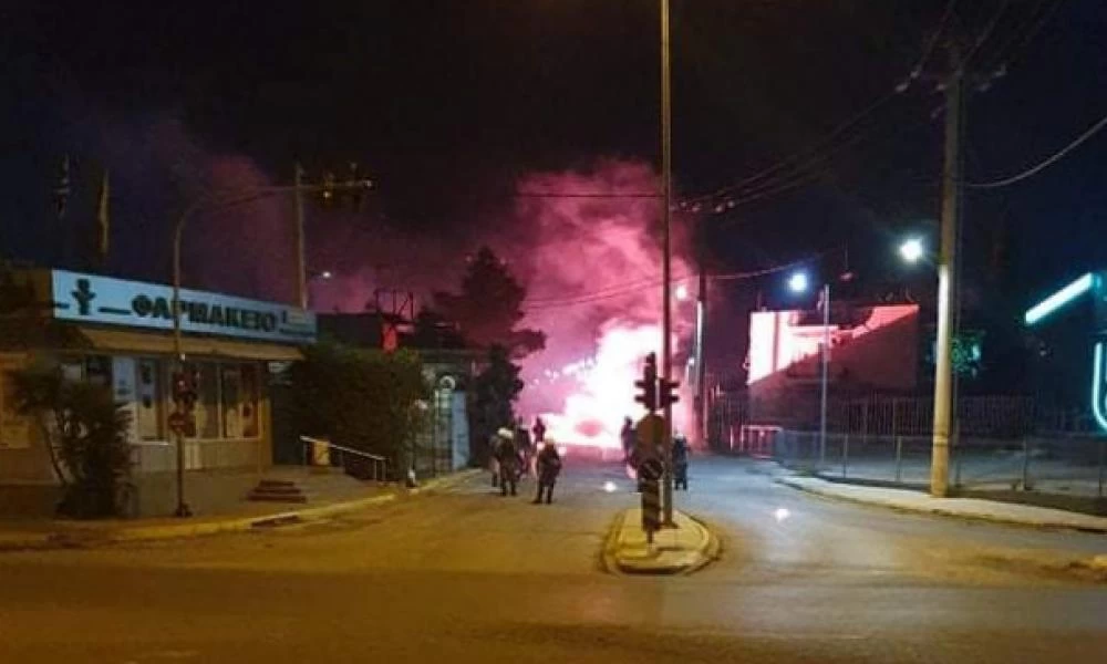 Ένταση στον Ασπρόπυργο: Αντιδρούν οι κάτοικοι στην επέκταση του lockdown
